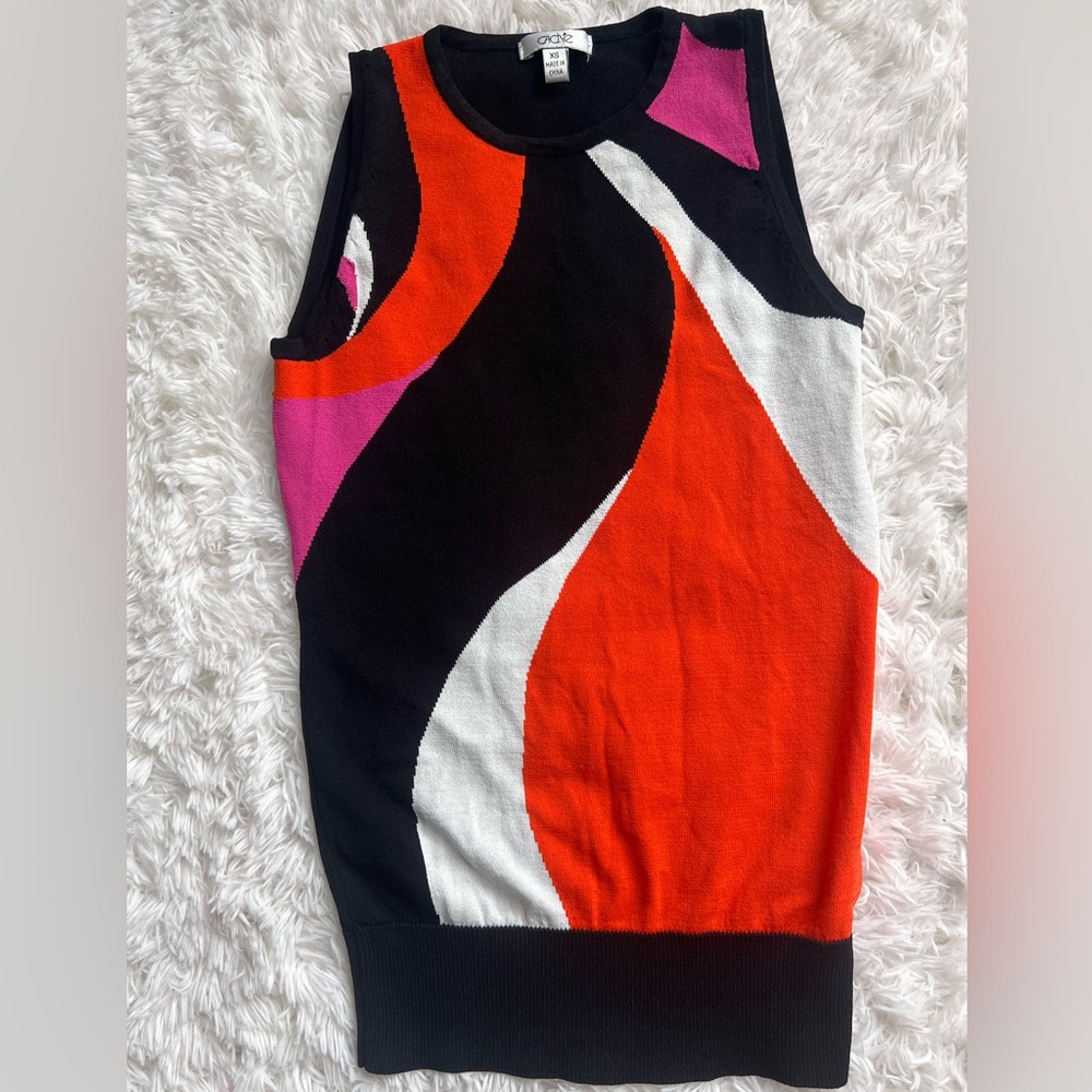 Cache Red Pink White Black Abstract Tank Top. Xsmall